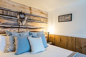 The Common Man Inn & Spa