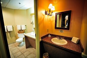 The Common Man Inn & Spa