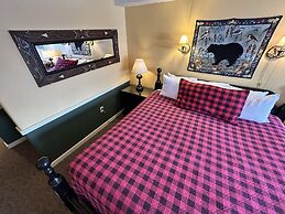 The Common Man Inn & Spa