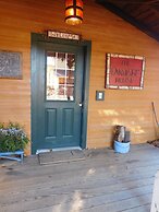 The Common Man Inn & Spa