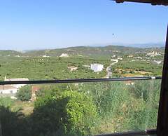 Beautiful 3-bed House in Chania With Garden