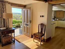 Woodlea Cottage