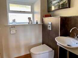Woodlea Cottage