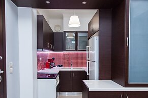 Beautiful new decorated apt in Athens