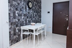 Beautiful new decorated apt in Athens