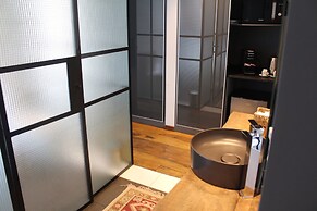 Be House Suites & Spa