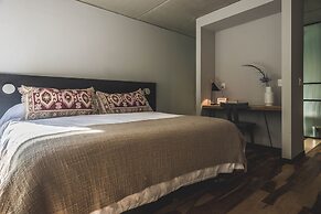 Be House Suites & Spa