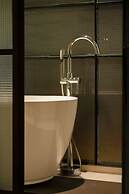 Be House Suites & Spa