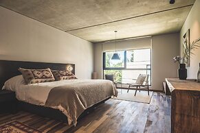 Be House Suites & Spa