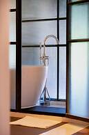 Be House Suites & Spa