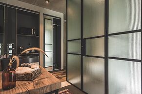 Be House Suites & Spa