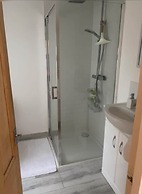 Immaculate 1-bed Apartment Near the River Thames