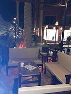 Immaculate 3-bed Apartment sea View