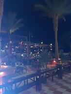 Immaculate 3-bed Apartment sea View