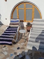 Immaculate 3-bed Apartment sea View