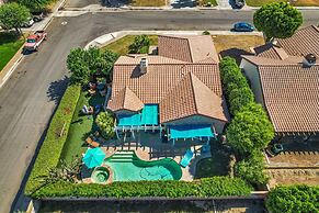 Golfers paradise Pool Spa Epic Game room