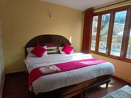 Goroomgo Chand Regency Nainital