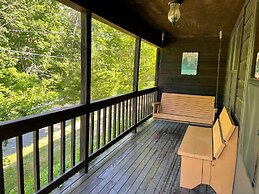 Mountaintop Hideaway