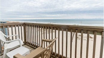 Ocean Reef 701 3 Bedroom Townhouse by RedAwning