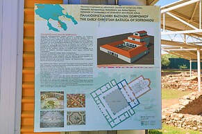 Lavinia Home in Nikiti