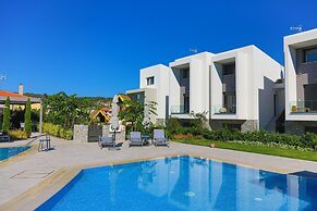 Lavinia Home in Nikiti