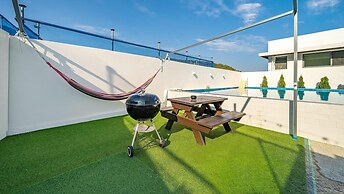 Geoje Forest-morning Spa Pension