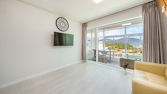 Geoje Forest-morning Spa Pension