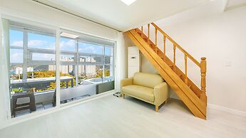 Geoje Forest-morning Spa Pension