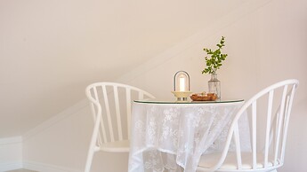 Geoje Forest-morning Spa Pension