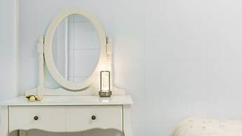 Geoje Forest-morning Spa Pension