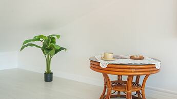 Geoje Forest-morning Spa Pension