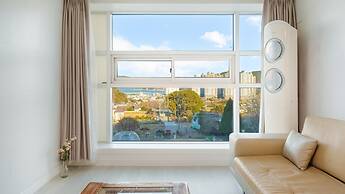 Geoje Forest-morning Spa Pension