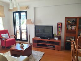 Luzia's Apartment - 2 Bedroom Apartment Sleeps 4
