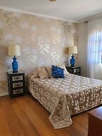 Luzia's Apartment - 2 Bedroom Apartment Sleeps 4