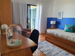 Luzia's Apartment - 2 Bedroom Apartment Sleeps 4