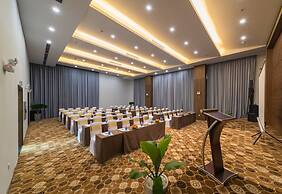 Grand Tourane Nha Trang Hotel