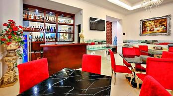 HANZ Premium Le Thanh Ton Hotel