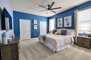 8 Bed Themed Windsor Island Resort Holiday Home 8 Bedroom Home by Reda