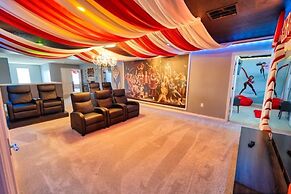 8 Bed Themed Windsor Island Resort Holiday Home 8 Bedroom Home by Reda