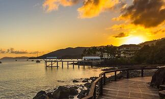 Tropical Marina views couples getaway