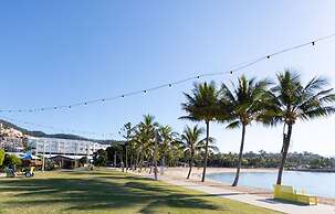 Tropical Marina views couples getaway