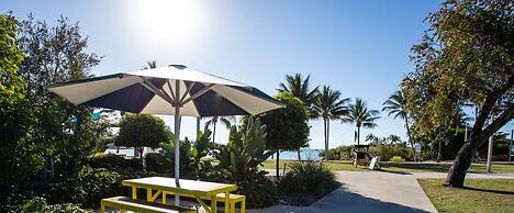 Tropical Marina views couples getaway