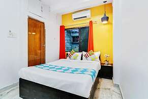 Goroomgo M M Howrah Maidan Home Stay Kolkata