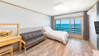 Sokcho Bird Island Pension