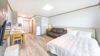 Sokcho Bird Island Pension