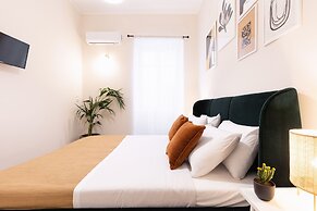 Casa Moderna - Two Bedroom Apartment