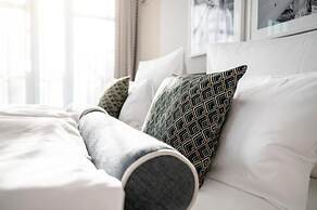 Clounys Hotel & Restaurant