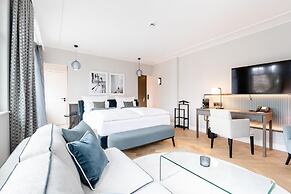 Clounys Hotel & Restaurant