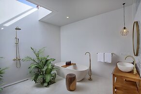 Neptune Studios Lombok