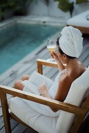 Neptune Studios Lombok